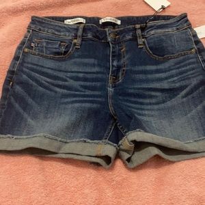 Great shorts stretchy too small for me